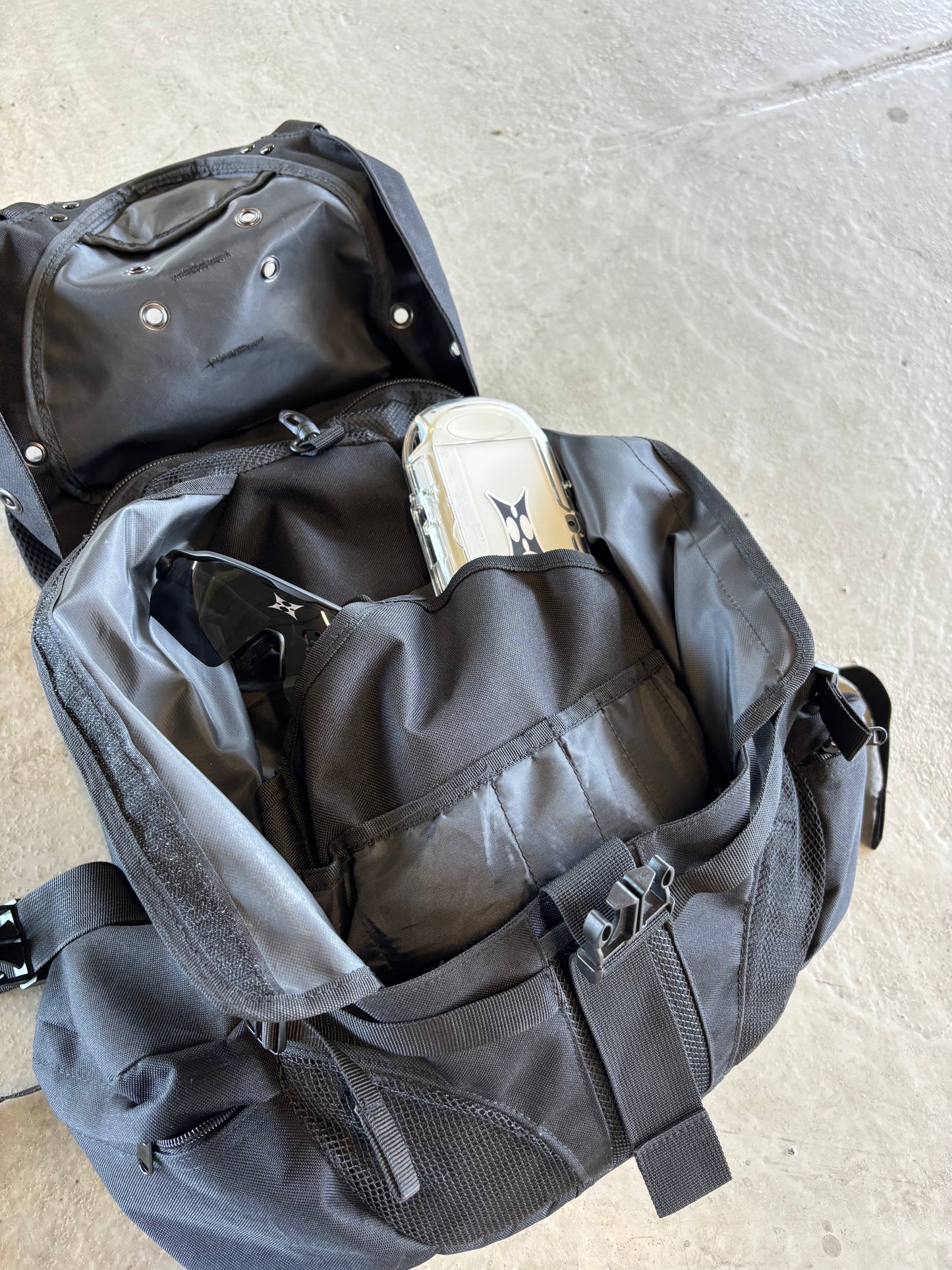 [1 OF 1]OBSYDIAN TACTICAL BACKPACK